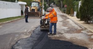 Διόνυσος: Το οδικό δίκτυο και στις 7 Δημοτικές Κοινότητες είναι ταλαιπωρημένο και γερασμένο - Ο Δήμος δεν αδρανεί