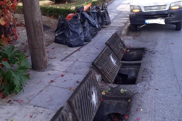 Πεντέλη: Συνεχίζεται ο προληπτικός καθαρισμός των φρεατίων όμβριων υδάτων σε όλο το Δήμο