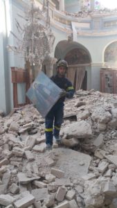  Σάμος : Ιερός ναός της Παναγιάς στο Καρλόβασι της Σάμου μετά από τις καταστροφές που υπέστη ο ναός