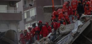 Τουρκία: Τραγικό 62 νεκροί και 940 τραυματίες ο νεότερος απολογισμός από τον σεισμό