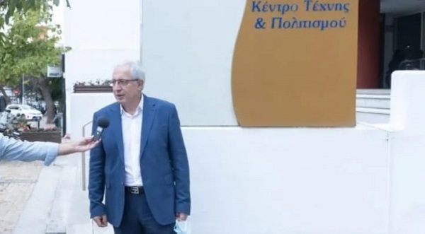 Μαρούσι : Ζωντανά στο maroussi.gr απόψε στις 19.00 τη φωταγώγηση του Κέντρου Τέχνης και Πολιτισμού του Δήμου και της Πινακοθήκης