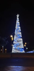 Μεταμόρφωση Αττικής : Άναψε το Χριστουγεννιάτικο Δέντρο του ο Δήμος