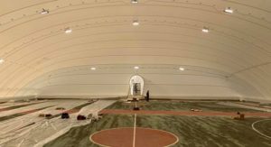 Παπάγου Χολαργός: Τοποθέτηση λυόμενου στεγάστρου στα 2 ανοιχτά γήπεδα μπάσκετ του αθλητικού κέντρου της οδού Σύρου στον Χολαργό