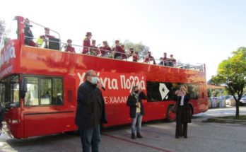 Χαλάνδρι: Στο Σισμανόγλειο Νοσοκομείο ο Δήμαρχος με τη Φιλαρμονική του Δήμου