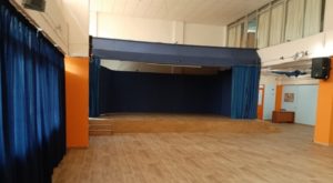 Κηφισιά: Ανακαίνιση της αίθουσας εκδηλώσεων του 2ου και 3ου Δημοτικών Σχολείων Νέας Ερυθραίας από τους συλλόγους Γονέων και Κηδεμόνων