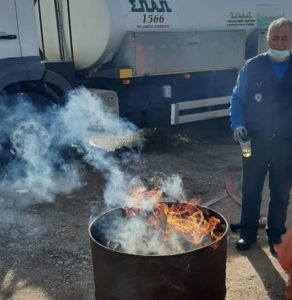 Πεντέλη: Δράση για το  κόψιμο και κάψιμο των κουκουλιών κάμπιας στην διασταύρωση Αγίου Παντελεήμονα