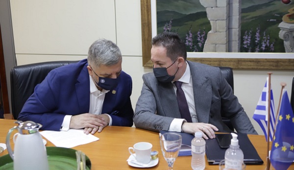 Περιφέρεια Αττικής: Συνάντηση εργασίας του Περιφερειάρχη Αττικής Γ. Πατούλη με τον Αν. Υπουργό Εσωτερικών Σ. Πέτσα