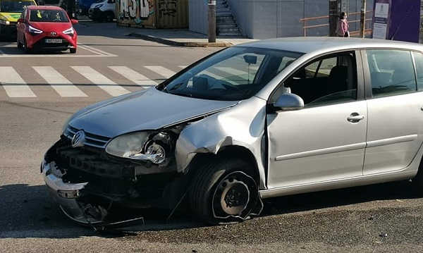 Βριλήσσια: Τροχαίο ατύχημα στην Λεωφόρο Πεντέλης και Κίσαβου