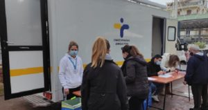Ηράκλειο Αττικής: Δωρεάν rapid covid tests στην κεντρική πλατεία της πόλης σε συνεργασία με τον ΕΟΔΥ
