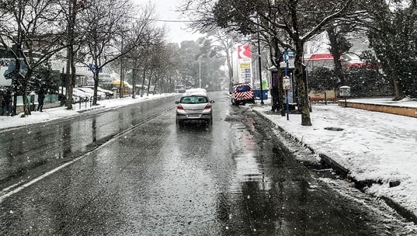 Κηφισιά: Ανακοίνωση «Ανοιχτοί παρέμειναν όλο το βράδυ οι κεντρικοί δρόμοι του Δήμου»