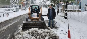 Μαρούσι: Ημέρα και νύχτα επιχειρούν οι δυνάμεις του Δήμου για τα φαινόμενα κακοκαιρίας