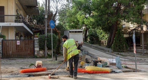 Κηφισιά:  Στην Νέα Ερυθραία πραγματοποιούνται εργασίες εγκατάστασης φυσικού αερίου