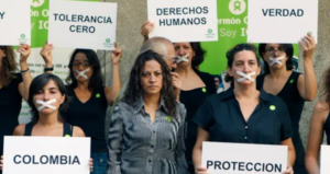 Κολομβιανή δημοσιογράφος κατηγορεί το κράτος για απαγωγή, βιασμό και βασανισμό