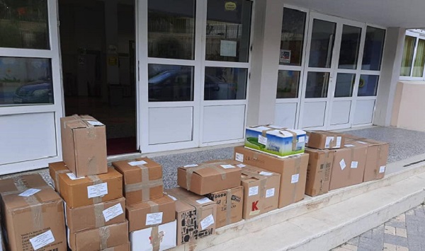 Πεντέλη: Συγκέντρωση τροφίμων για τους πληγέντες από τον σεισμό στη Λάρισα από το Σύλλογο Γονέων του Δημοτικού Ν. Πεντέλης