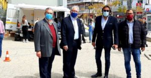 Μαρούσι: Παρουσία του Δημάρχου Αμαρουσίου συνεχίστηκε και σήμερα η δράση δωρεάν rapid τεστ στην πλατεία Ευτέρπης
