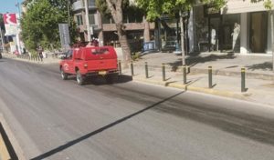 Βριλήσσια:  Σήμερα το πρωί στην  Λ. Πεντέλης ένα φορτηγό όχημα γέμισε το οδόστρωμα με λάδια