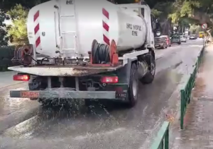 Λυκόβρυση Πεύκη : Πλύσεις και απολυμάνσεις οδών στις γειτονιές του Δήμου