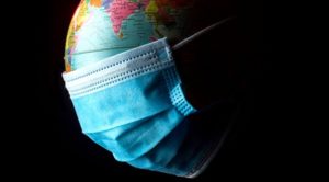 Βρετανία:  Χρήσης της μάσκας για πάντα προτείνει η επιτροπή ειδικών για τη διαχείριση της πανδημίας στην κυβέρνηση Τζόνσον