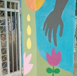 Παπάγου Χολαργός:  Μαθητές και καθηγητές έδωσαν χρώμα και ζωντάνια στην περίφραξη του Γυμνασίου-Λυκείου Παπάγου
