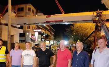 Αγία Παρασκευή : Πεζογέφυρα… ζωής στην πλατεία Σωτήρη Πέτρουλα