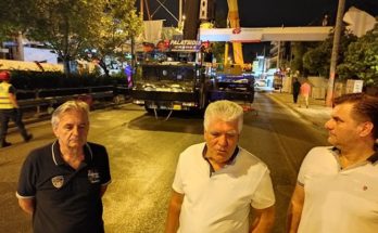 Αγία Παρασκευή: Πραγματοποιήθηκε η τοποθέτηση του τόξου της πεζογέφυρας στη Λεωφόρο Μεσογείων