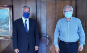 Ο Δήμαρχος Αμαρουσίου Θεόδωρος Αμπατζόγλου παρουσίασε στον κ. Βορίδη τις προτάσεις έργων που έχουν κατατεθεί από το Δήμο Αμαρουσίου για χρηματοδότηση από προγράμματα όπως το «Αντώνης Τρίτσης»