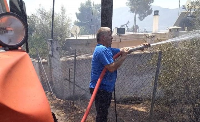 ΣΠΑΠ : Άμεση  επέμβαση στη πυρκαγιά που ξέσπασε στον Λόφο Παλλήνης