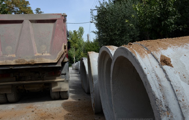 Με ταχείς ρυθμούς υλοποιείται το έργο ομβρίων στο Πολύδροσο