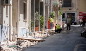 Αθηναίων : Αποκατάσταση πεζοδρομίων και περιβαλλοντική αναβάθμιση σε 410 δρόμους της Αθήνας