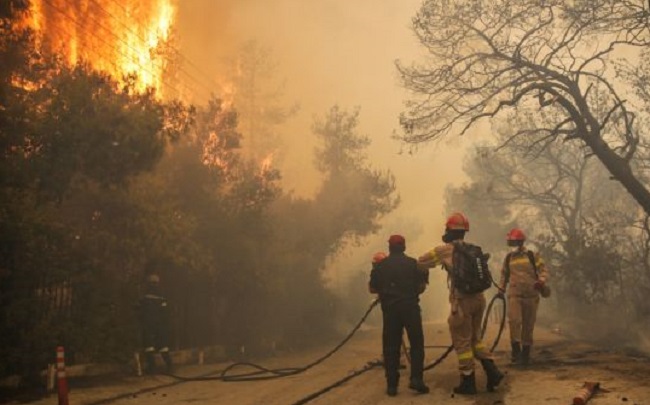 Οι οικισμοί στους οποίους έχει διακοπεί η ηλεκτροδότηση είναι οι εξής: Ιπποκράτειος Πολιτεία, τμήμα Μαλακάσας, τμήμα των Αφιδνών, τμήμα στο Πολυδένδρι, αντλιοστάσιο Κρυονερίου και βασιλικά κτήματα Τατοΐου και μικρό τμήμα του Αγίου Στεφάνου.