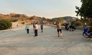 Γαλάτσι: Στο χώρο του παλιού λατομείου ΛΑΤΟ δημιουργήθηκαν  δομές για τη φιλοξενία πυρόπληκτων ζώων