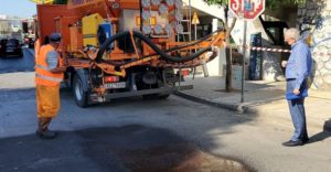 Μαρούσι: Αυτοψίες του Δημάρχου σε εργασίες επισκευής οδοστρώματος σε πολλά σημεία της πόλης