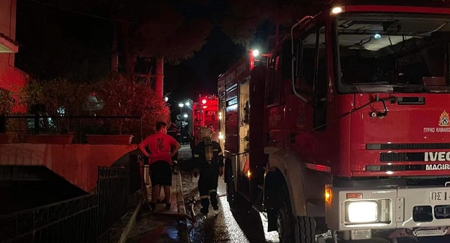 Πεντέλη: Πυρκαγιά σε υπόγειο πολυκατοικίας στην οδό Ευελπίδων και Μακεδονομάχων στην Νέα Πεντέλη