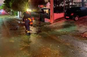 Πεντέλη:  Η χτεσινή βροχόπτωση προκάλεσε αρκετά προβλήματα στους δρόμους του Δήμου
