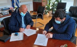 Λυκόβρυση Πεύκη:  Υπογράφηκε η σύμβαση για την προμήθεια 12 υπογείων κάδων