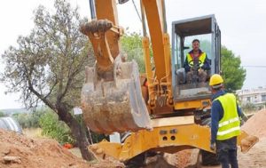 Παλλήνη: Έγινε σήμερα η πρώτη σύνδεση ακινήτου με το υπό κατασκευή δίκτυο της Αποχέτευσης