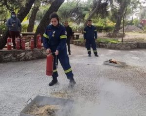 Πεντέλη: «Πολιτική Προστασία Δήμου Πεντέλης-Εθελοντικό Κλιμάκιο» Εκπαίδευση στα είδη των πυροσβεστήρων και τρόπος κατάσβεσης