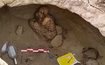 Περού: Ένα σημαντικό εύρημα έφερε στο φως η αρχαιολογική σκαπάνη στο Περού μούμια τουλάχιστον 800 ετών