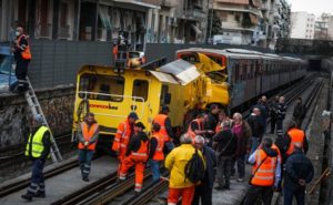 Ασύλληπτη τραγωδία στον ΗΣΑΠ με ένα νεκρό και δύο τραυματίες