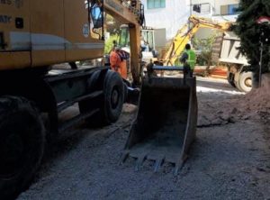 Πεντέλη: Κατασκευάστηκε ο αγωγός της αποχέτευσης στην οδό Δελφών στα Μελίσσια