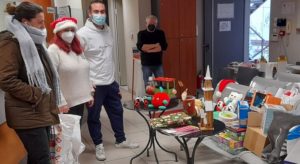 Χαλάνδρι: Συγκινητική η ανταπόκριση των Χαλανδραίων στην έκκληση να μην μείνει κανένα παιδί χωρίς χριστουγεννιάτικο δώρο