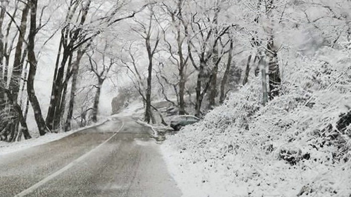 Σε πλήρη εξέλιξη βρίσκεται το κύμα κακοκαιρίας «Ελπίς» και στην Αττική 