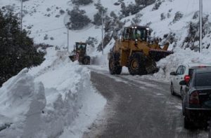 «Κακοκαιρία Ελπίδα» Χιόνια σε Πεντέλη, Υμηττό και Πάρνηθα