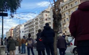 Ουρές σε κέντρα υγείας και φαρμακεία για rapid test και PCR Ουρές σε κέντρα υγείας και φαρμακεία για rapid test και PCR