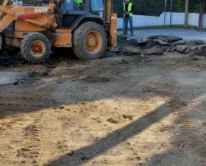 Ηράκλειο Αττικής:  Αποκατάσταση οδοστρώματος από εκτεταμένες βλάβες του δικτύου της ΕΥΔΑΠ