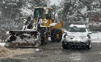 Κηφισιά:  Οι εκχιονισμοί είναι σε πλήρη εξέλιξη και στις τρεις Δημοτικές Ενότητες του Δήμου