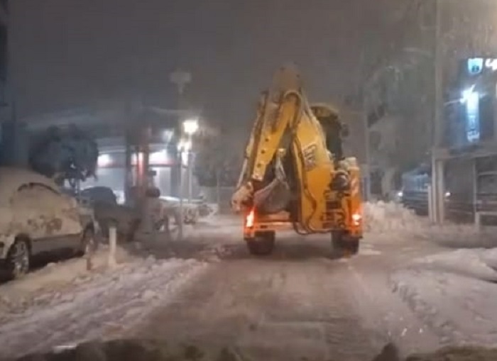 Μεταμόρφωσης: Ένα μεγάλο ευχαριστώ στους εργαζόμενους του Δήμου οι οποίοι με κυλιόμενες βάρδιες βρίσκονταν στους δρόμους όλη τη διάρκεια του χιονιά