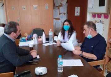 Συνέντευξη Ιατρικού προσωπικού κατά της αιφνιδιαστικής απόφασης του Υπουργείου Υγείας να μετατρέψει το Νοσοκομείο Παίδων Πεντέλης σε εμβολιαστικό κέντρο