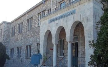 Την ίδια ώρα προχωρούν σε επιστράτευση ιδιωτών χωρίς να προχωρούν στους απαιτούμενους διορισμούς σε προσωπικό.