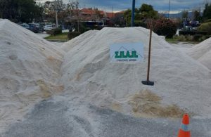 Ο ΣΠΑΠ σε συνεργασία με την Περιφέρεια και το Δήμο Πεντέλης τοποθέτησαν αλάτι στην Πλατεία Αγίας Τριάδας